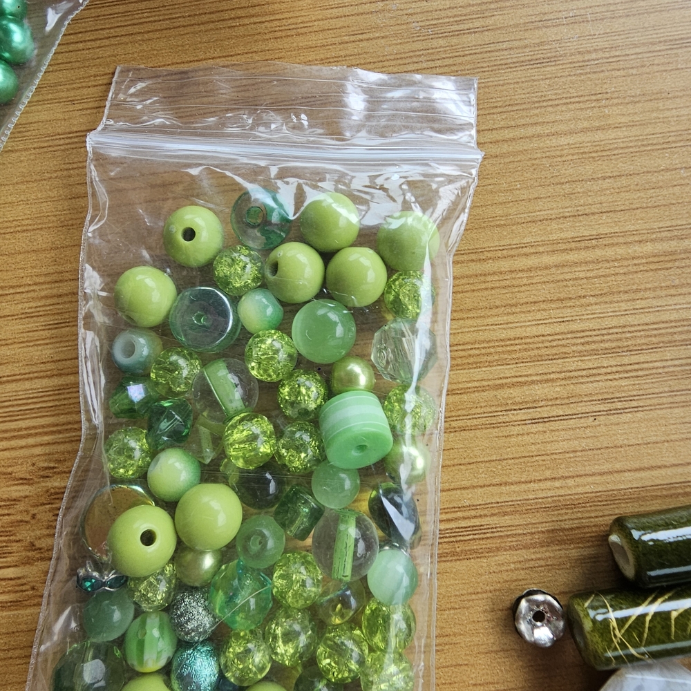 Mixed Jewelry Beads and Findings - Green, Black, Silver - Picture 8 of 12